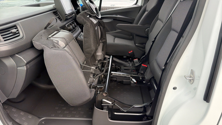 Renault Trafic Swb Diesel SL30 Blue dCi 150 Advance [Safety] Van EAG9